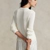 Bílé dámské bavlněné svetry Ralph Lauren s výstřihem Bílé dámské bavlněné svetry Ralph Lauren s výstřihem