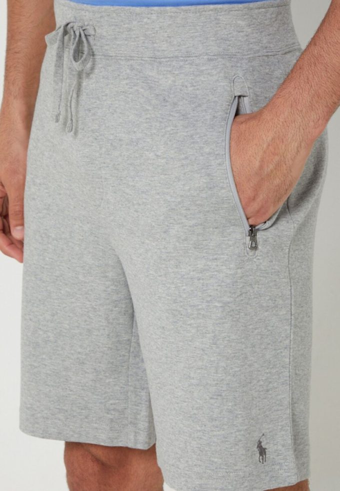 Šedé pánské šortky Ralph Lauren Essential Šedé pánské šortky Ralph Lauren Essential