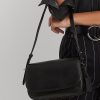 Černé dámské kožené malé kabelky Maddy přes rameno Ralph Lauren