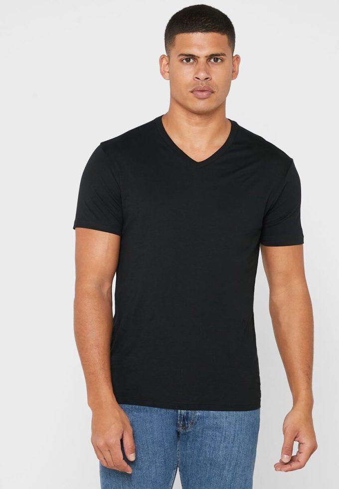 Černá pánská trička Ralph Lauren Essential s výstřihem do V Černá pánská trička Ralph Lauren Essential s výstřihem do V