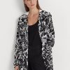 Černo/bílá dámská větrovka Ralph Lauren květinová Ripstop s kapucí Černo/bílá dámská větrovka Ralph Lauren květinová Ripstop s kapucí