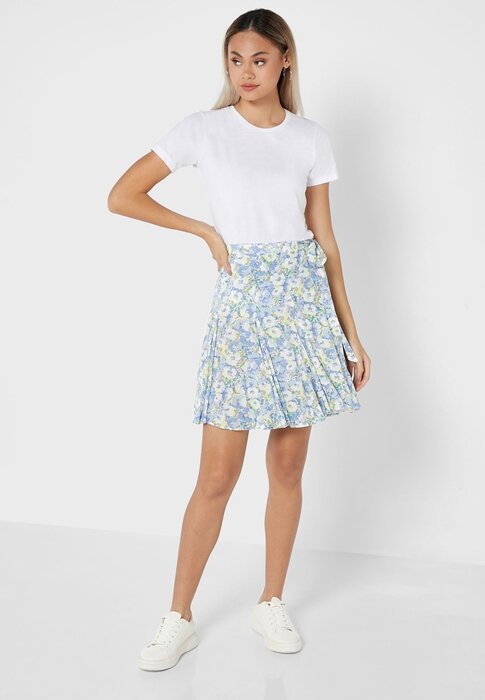 Květinové dámské midi sukně Ralph Lauren s květinovým potiskem Květinové dámské midi sukně Ralph Lauren s květinovým potiskem