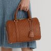 Lauren Tan/Buff Dámské kožené brašny Ralph Lauren s reliéfem střední kadenské brašny