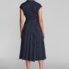 Námořnické / krémové dámské puntíkované hedvábné šaty Ralph Lauren Námořnické / krémové dámské puntíkované hedvábné šaty Ralph Lauren