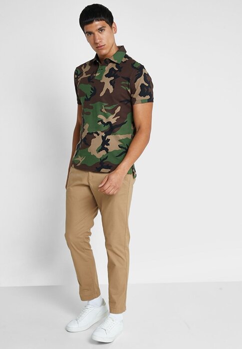 Vícebarevné pánské polokošile Ralph Lauren s potiskem Vícebarevné pánské polokošile Ralph Lauren s potiskem