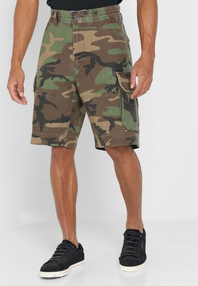 Zelené pánské šortky s potiskem Ralph Lauren Zelené pánské šortky s potiskem Ralph Lauren