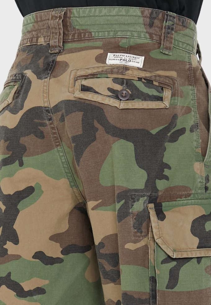 Zelené pánské šortky s potiskem Ralph Lauren Zelené pánské šortky s potiskem Ralph Lauren